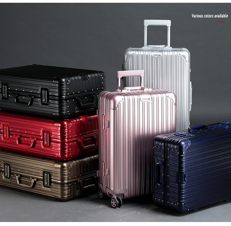 UREE ALUMINUM SUITCASE